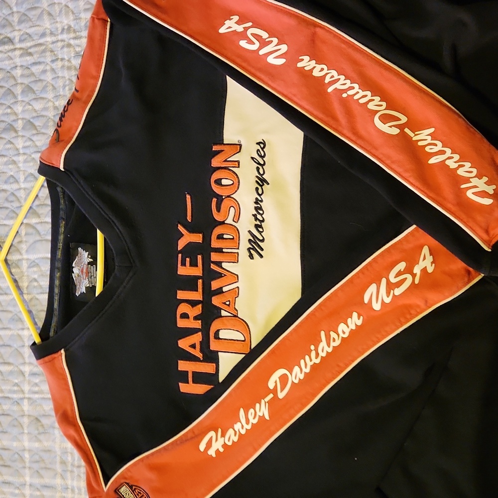 Harley-Davidson Black and Orange Sweatshirt - Picture 5 of 6